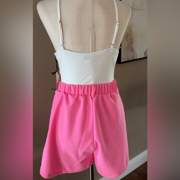 Hot pink high waisted flare shorts - Picture 9 of 10